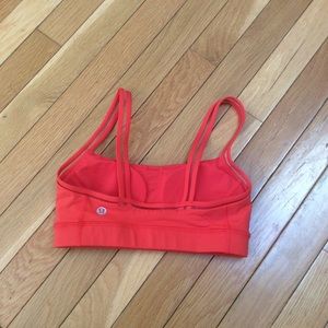 lululemon athletica Intimates & Sleepwear - Lululemon Straight Up Bra SIZE 2 lululemon athletica Intimates & Sleepwear - Lululemon Straight Up Bra SIZE 2
